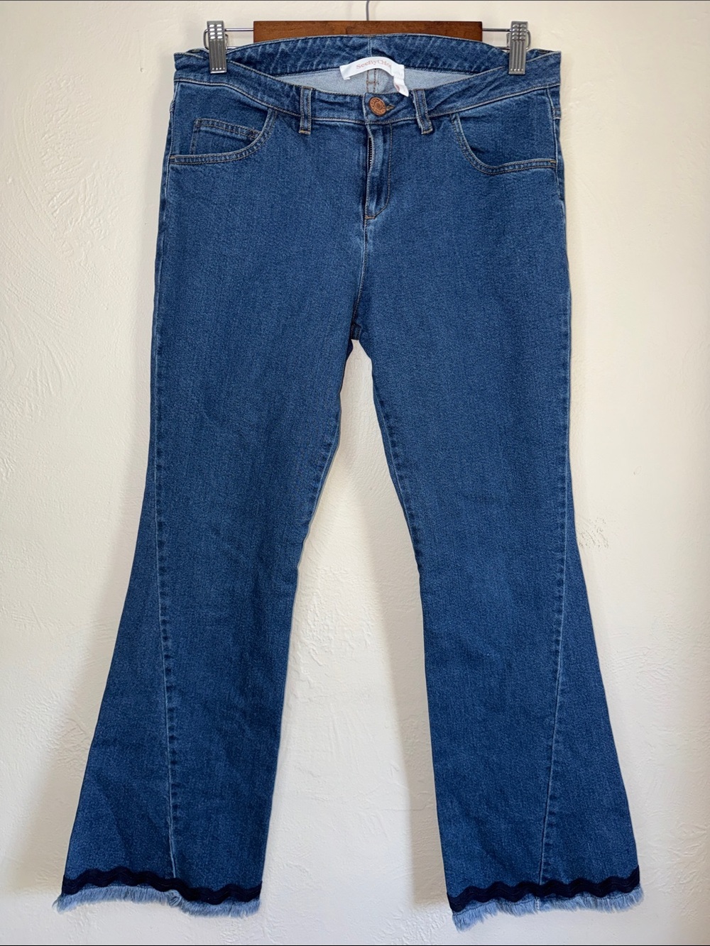 See by Chloé Size 28 Flare Jeans Scalloped Hem Raw Edge Designer Denim